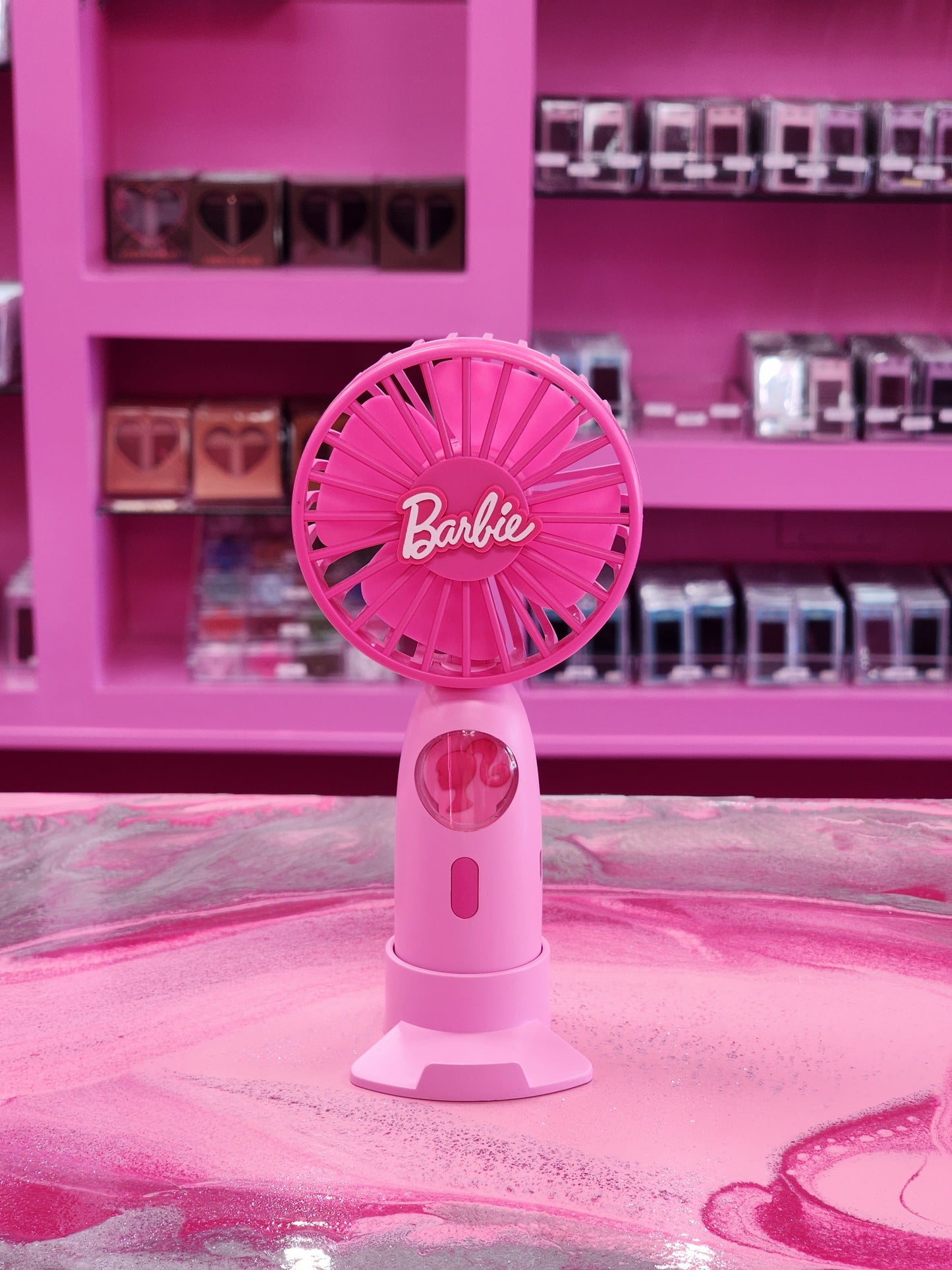 Barbie Fan w/ stand